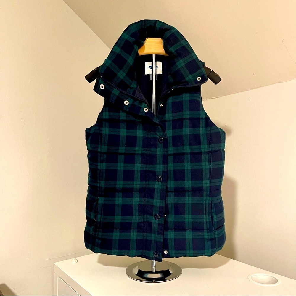 Old Navy EUC Tartan Black Watch Plaid Fleece Lined Puffer Vest Size Small